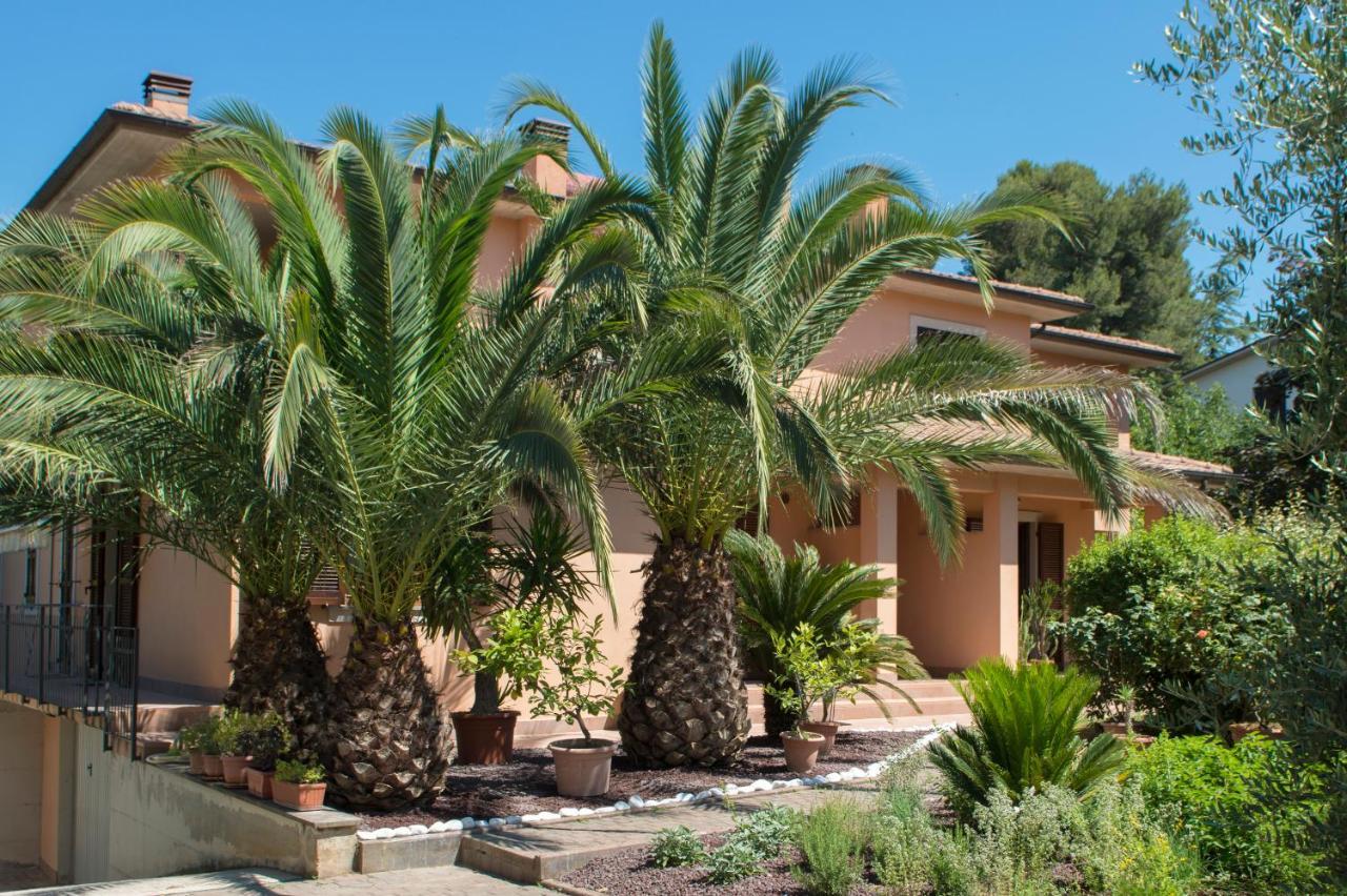 Villa Alida Casa Vacanze Foligno Eksteriør billede