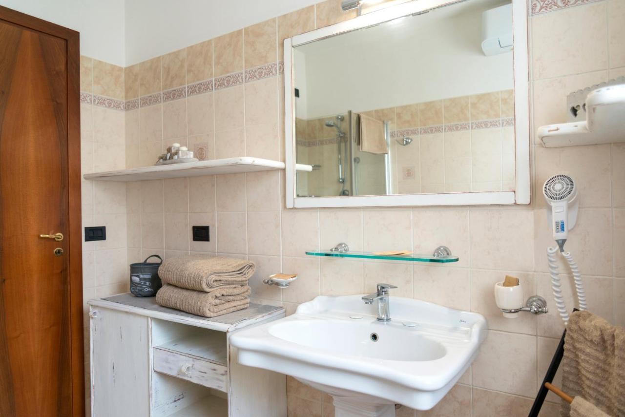 Villa Alida Casa Vacanze Foligno Eksteriør billede