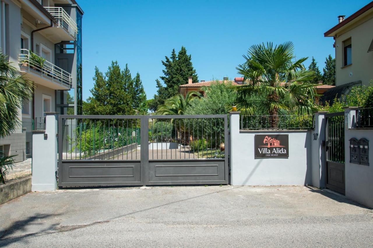 Villa Alida Casa Vacanze Foligno Eksteriør billede